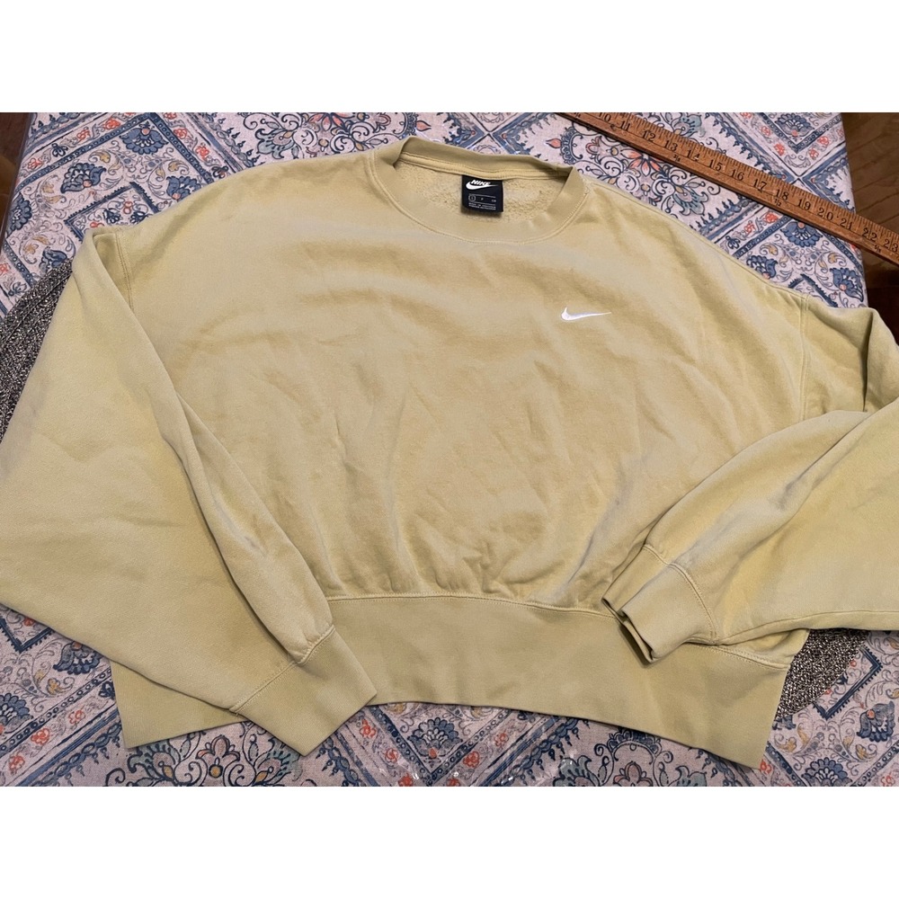 Nike Sportswear Essential Oversized Cropped Fleece Crewneck Sweatshirt Yellow S
